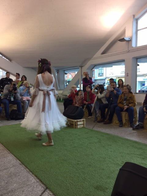 Exalumnos de ESNE Asturias, presentes en el VI desfile de Moda y Diseño de Siero. Exalumnos de ESNE Asturias, presentes en el VI desfile de Moda y Diseño de Siero.